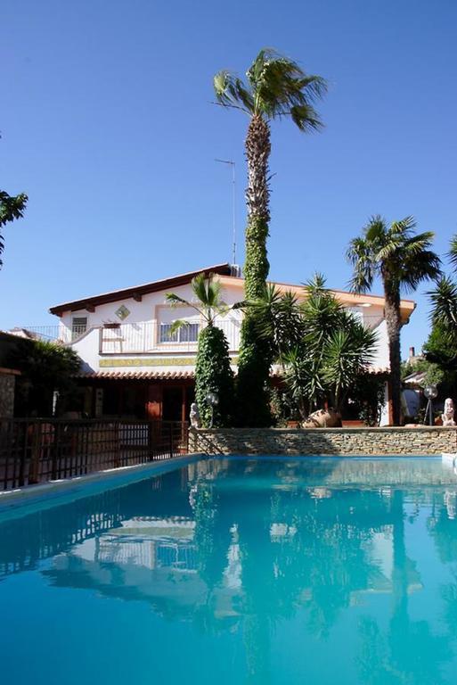 شاكا Mediterraneo Residence الغرفة الصورة